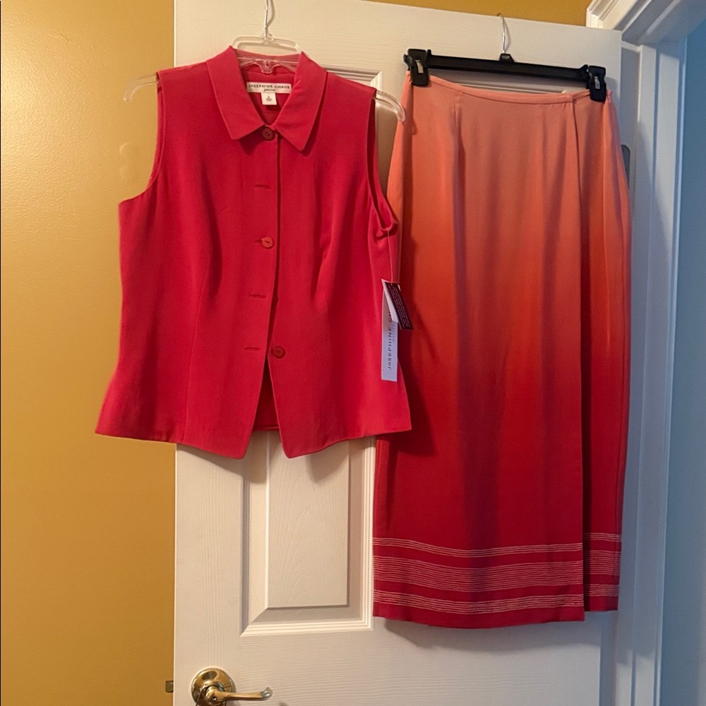 Josephine Chaus Vibrant Red and Orange Pencil Skirt